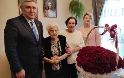 Zdjęcie do 100. rocznica urodzin mieszkanki gminy Kwilcz